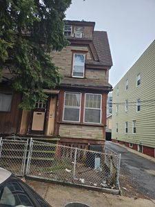 130-134-136 Oliver Ave