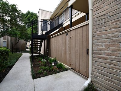 720 Bering Dr #169