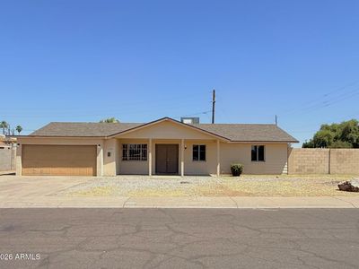 5902 W HIGHLAND Avenue