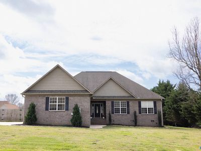 651 Berry Hill Ln SW