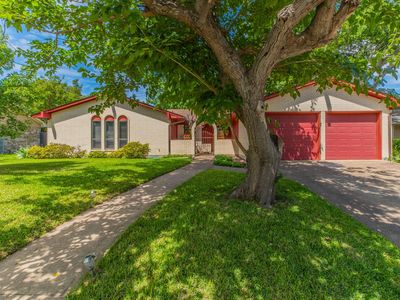 2221 Vanderbilt Ct