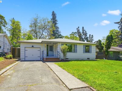 130 W 35th Pl