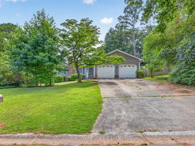 1561 Bentwood Dr SW