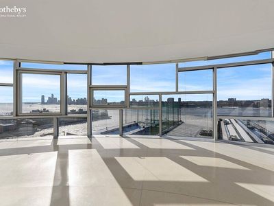 100 11th Ave APT 16B