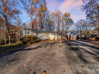 465 Lakedale Dr