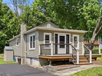 Property at 82 Fairview Dr, Hewitt, NJ