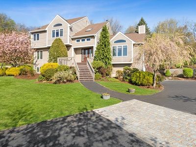 3060 Dahlia Court