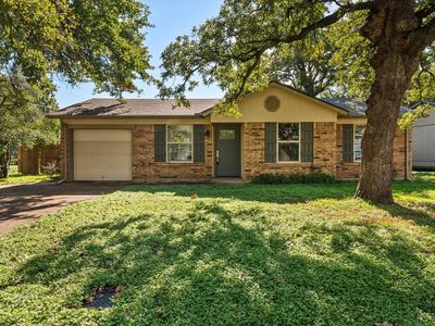 Property at 5701 Guildwood Dr, Arlington, TX