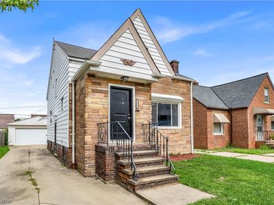 10813 Vernon Ave