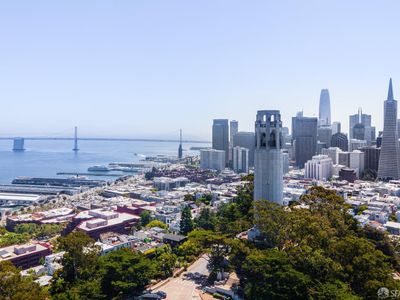 439 Greenwich St APT 9