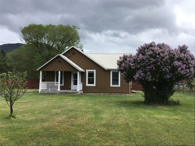 406 Main St