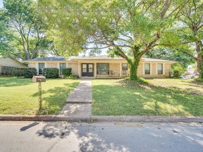401 Westview Ter