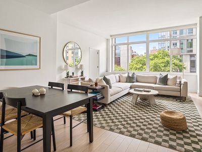 389 E 89th St APT 4C
