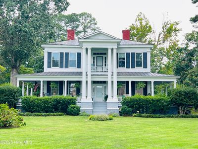201 N Chestnut Street