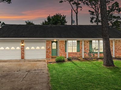 Property at 10014 Sweet Gum Ln, Baytown, TX