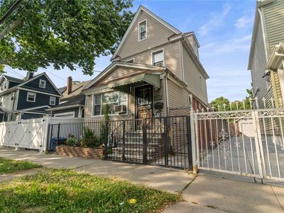 105-11 Princeton Street