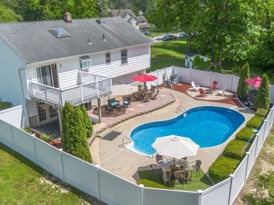 6 Southfield Dr