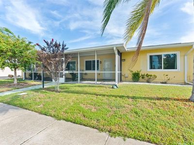 1013 Rickenbacker Dr