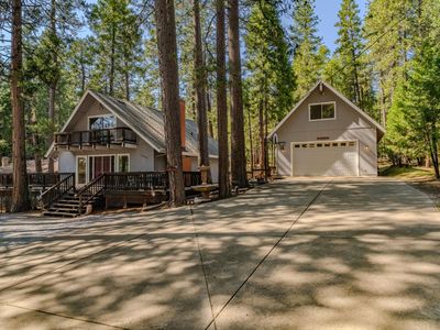 26515 Sugar Pine Dr