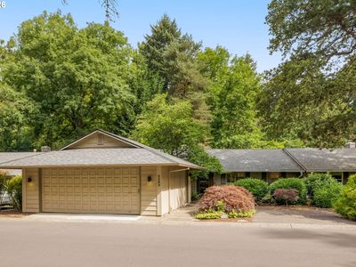 4363 Woodside Cir