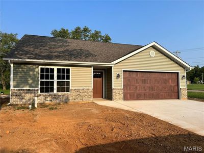 831 Bell Dr