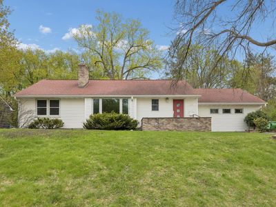 419 Tyler Ave S