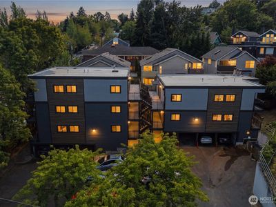 2626 E Madison Street #1