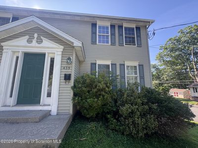 439 Summit Ave