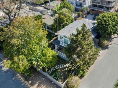 2287 Manchester Ave
