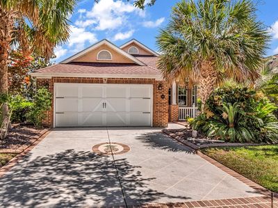 862 LaQuinta Loop