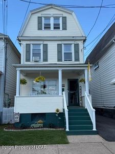 395 Horton St