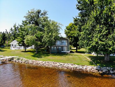 2120 N Black River Rd