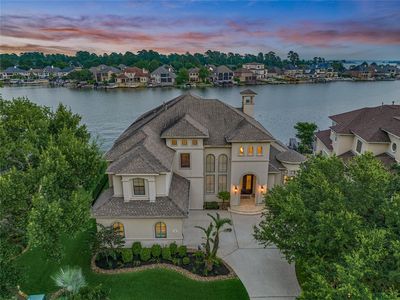 106 W Shore Dr