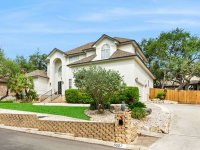 8627 London Heights