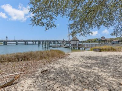 785 W Ocean View Ave