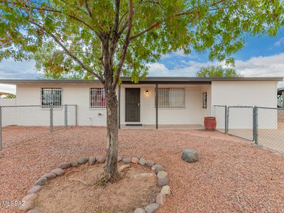 7241 E Pomegranate St