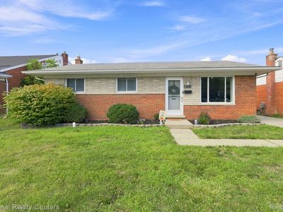 18335 E Thirteen Mile Rd