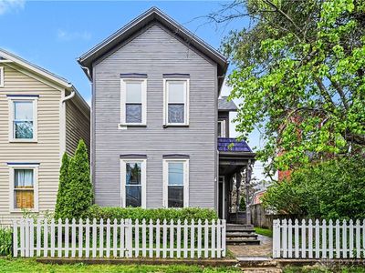 41 La Belle St