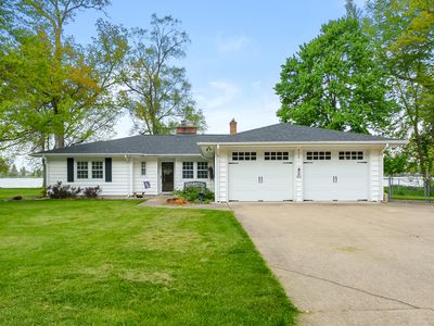 8239 W Long Lake Dr