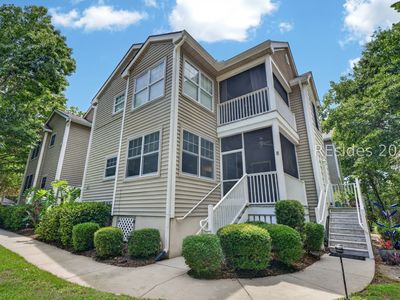 31 Summerfield Ct APT 113