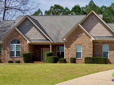 104 Lightwood Ln