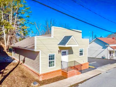 Property at 184 Wiseman Ave, Fayetteville, WV