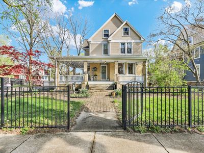 1120 W Church St