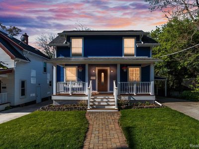 117 W Summit St