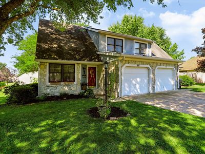 981 Maple Grove Dr