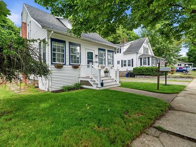 12 Brackett Ave