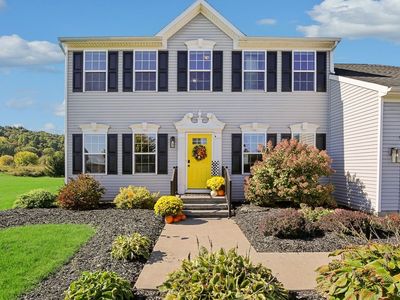 5817 Strawmount Trl
