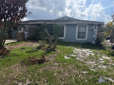 1765 Flores Ct