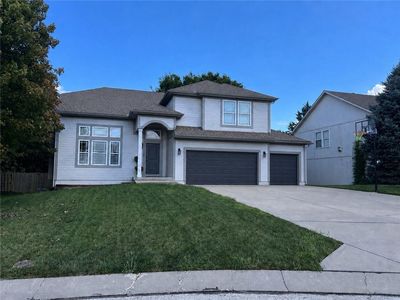 1221 SW Nagona Ln