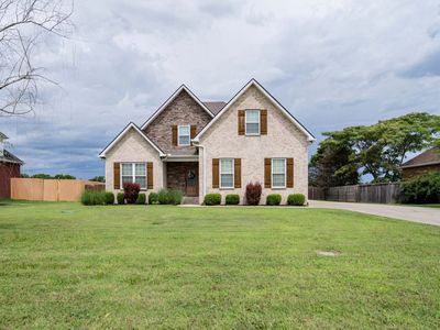 1048 Laramie Ct